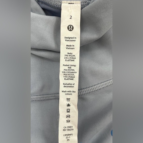 Lululemon Train High Rise Crop - Picture 4 of 5